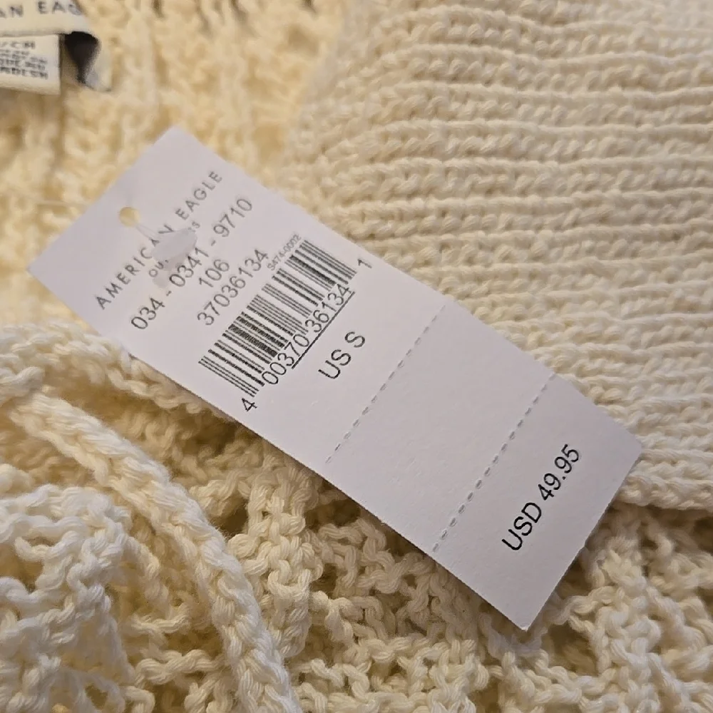 B78. New American Eagle Outfitters Cream Polo Lace Up Knit Sweater Size Small - Picture 3 of 6